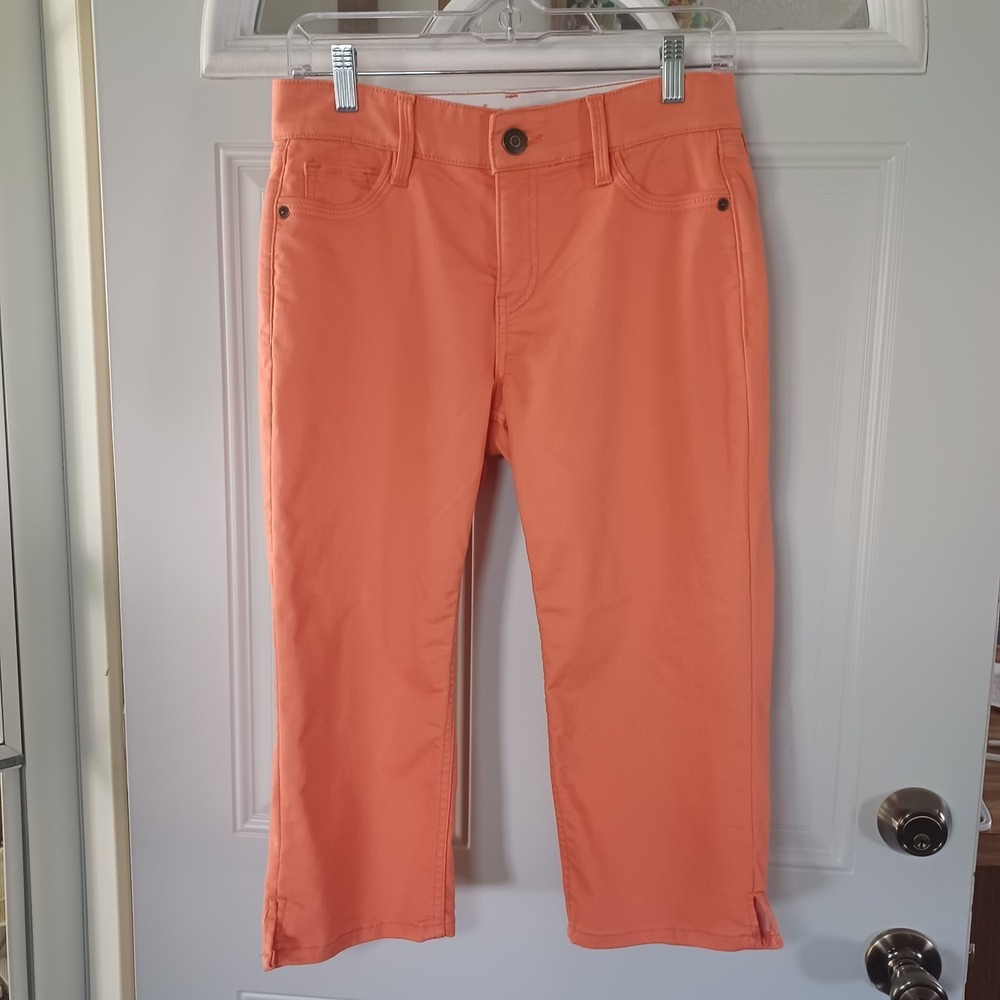 Coral Capri Crop Pants Soft Stretch Liz Clairborne Sara Petite 8P Classiccore